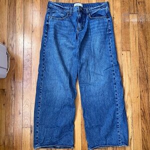 Abercrombie & Fitch Low Rise Ultra Loose Bow Embroidered Jean